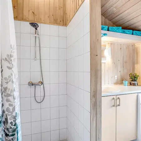 Ayna - 50m From The Sea By Interhome *
